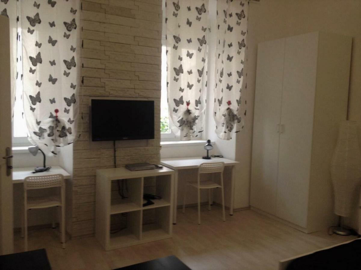 Studio Apartment Diana Rijeka Exterior photo